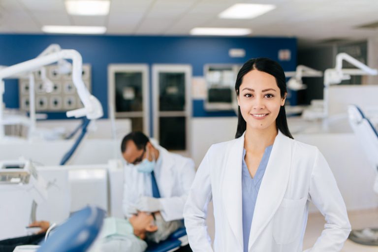 What Does an Orthodontist Do and How to an Orthodontist?