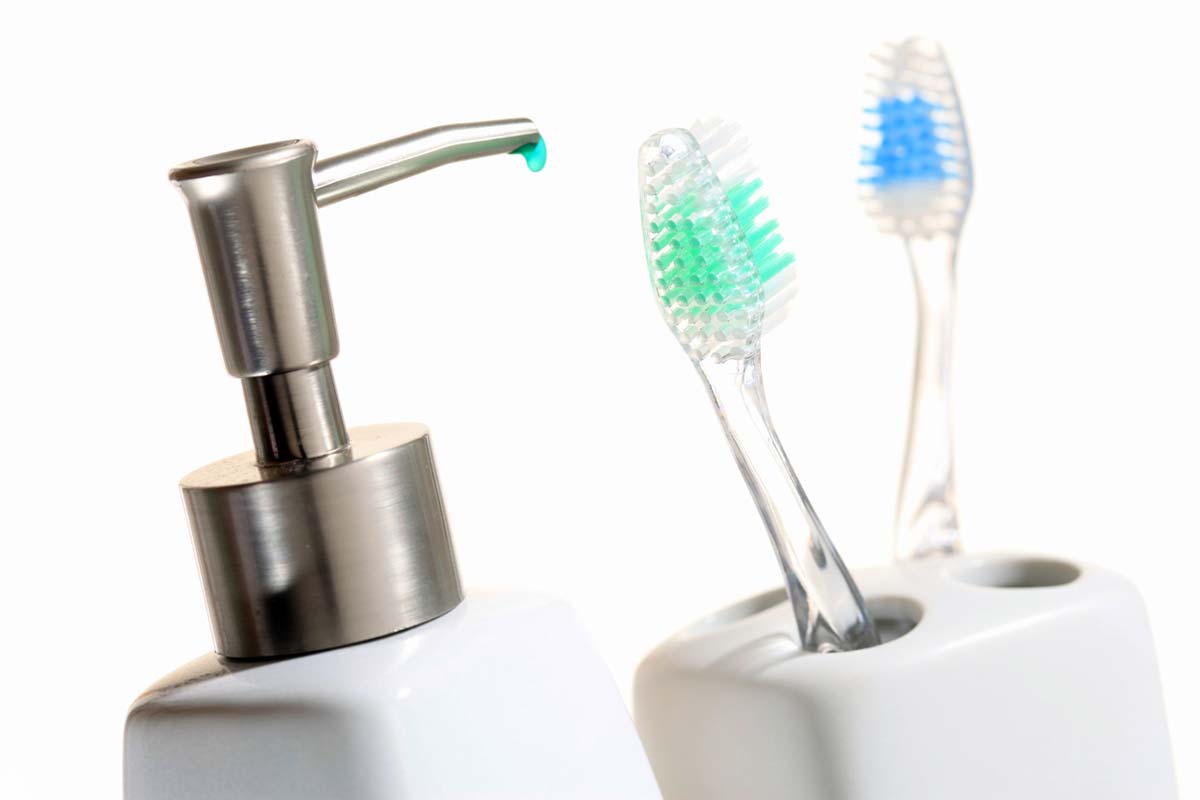 What Is a Toothbrush Sanitizer and Does it Work?
